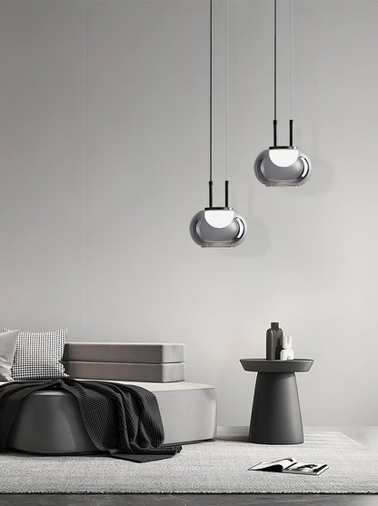 Glamorous Pendant Light With Beautiful Glow Effect