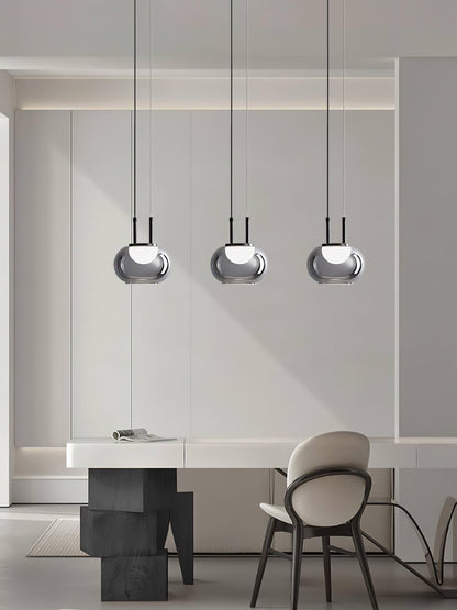 Glamorous Pendant Light With Beautiful Glow Effect