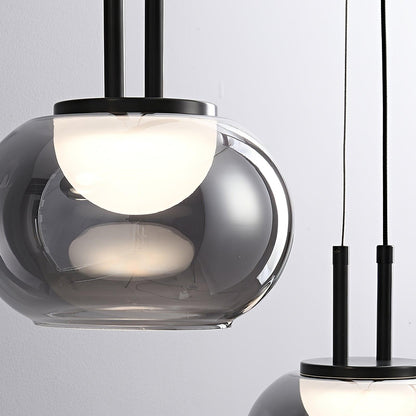 Glamorous Pendant Light With Beautiful Glow Effect
