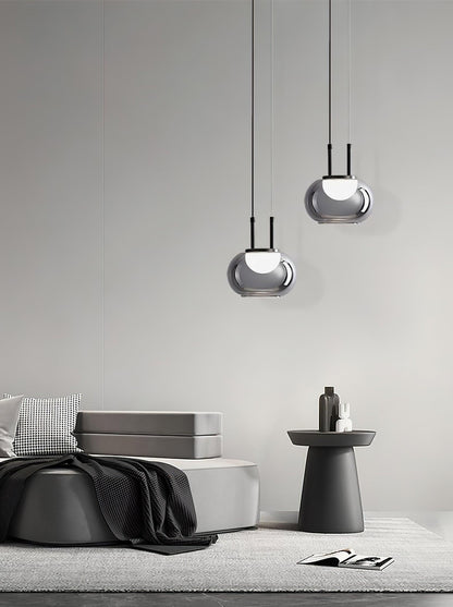 Glamorous Pendant Light With Beautiful Glow Effect