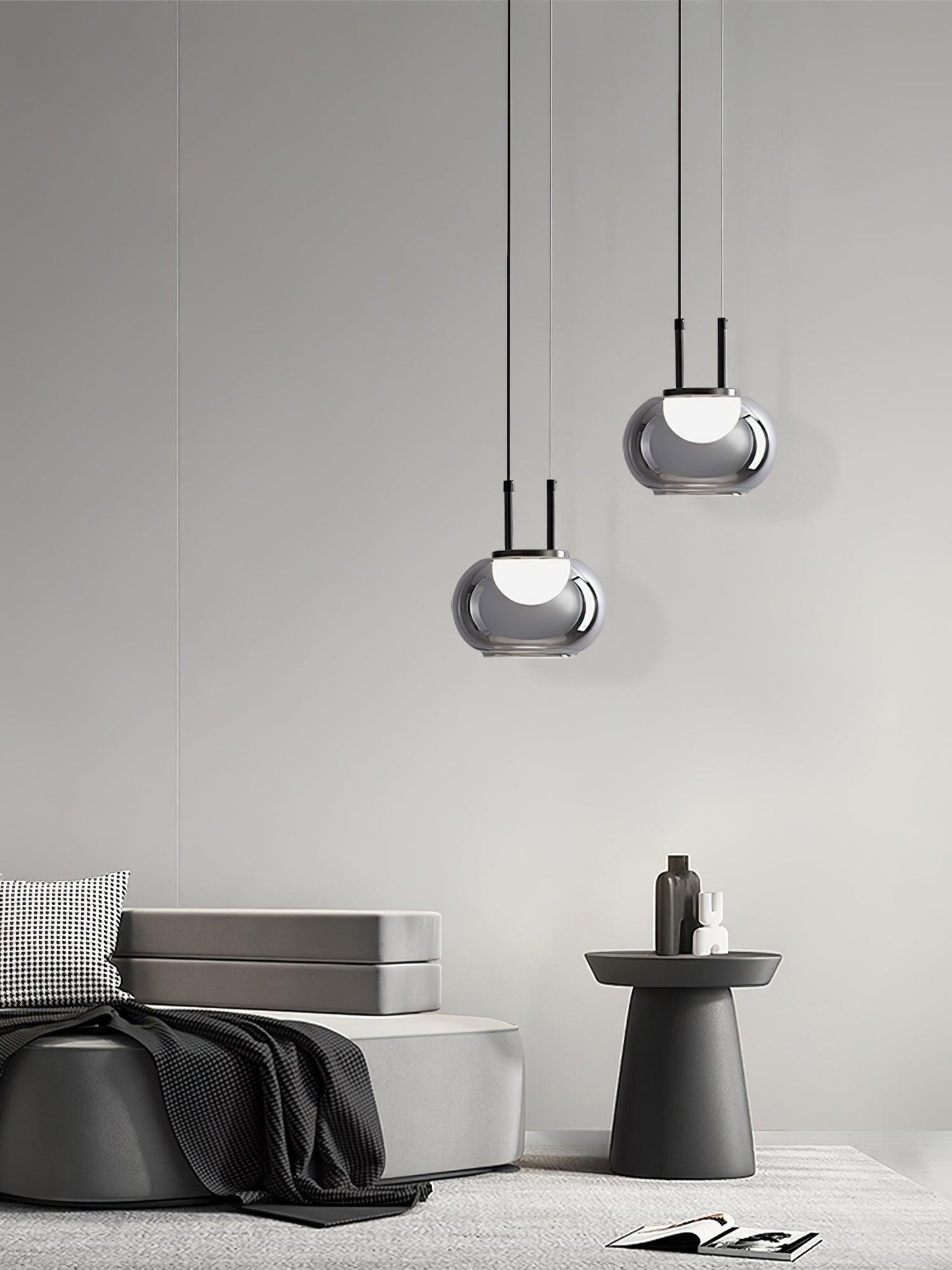 Glamorous Pendant Light With Beautiful Glow Effect
