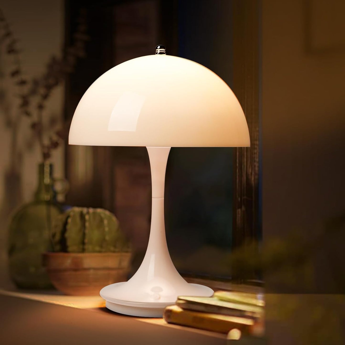 Cozy Wireless Mushroom Table Lamp
