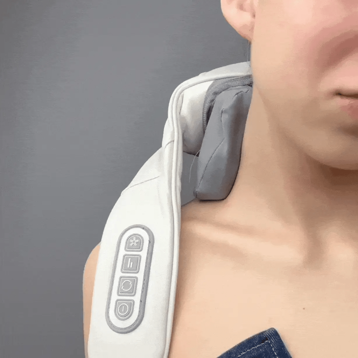 Portable Heated Shiatsu Neck Massager with Cordless Design