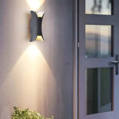 Outdoor Round Wall Mount LED Light Fixture