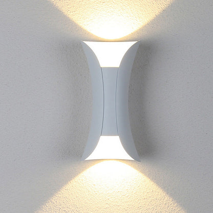 Outdoor Round Wall Mount LED Light Fixture