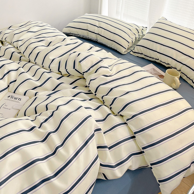 Soft Green and White Bedding Set for Minimalist Room