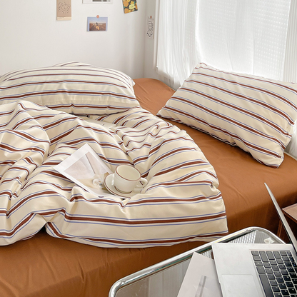 Soft Green and White Bedding Set for Minimalist Room