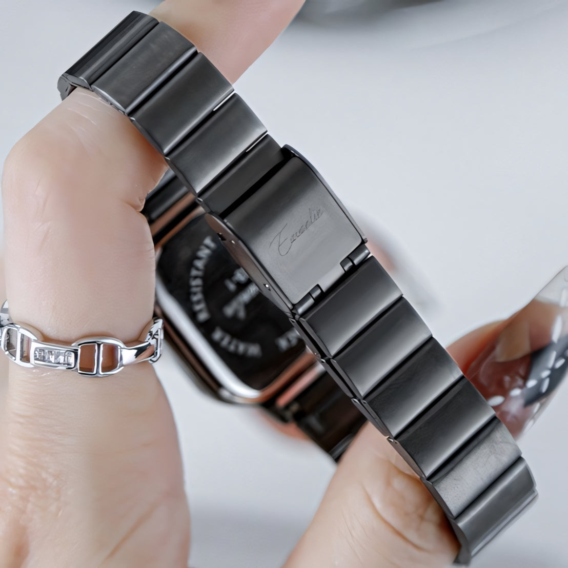 Slim Metal Women's Watch