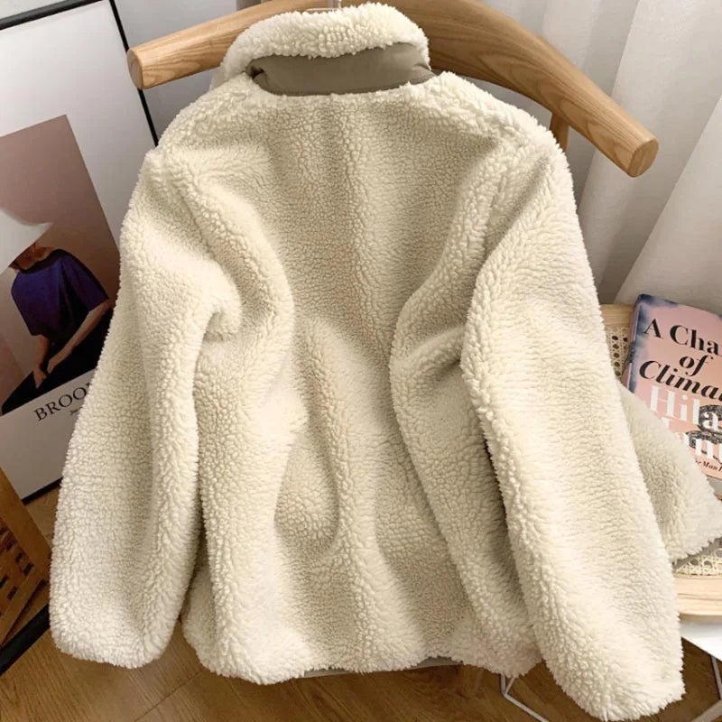 Soft Women's Fleece Zip Up Jacket for Daily Wear