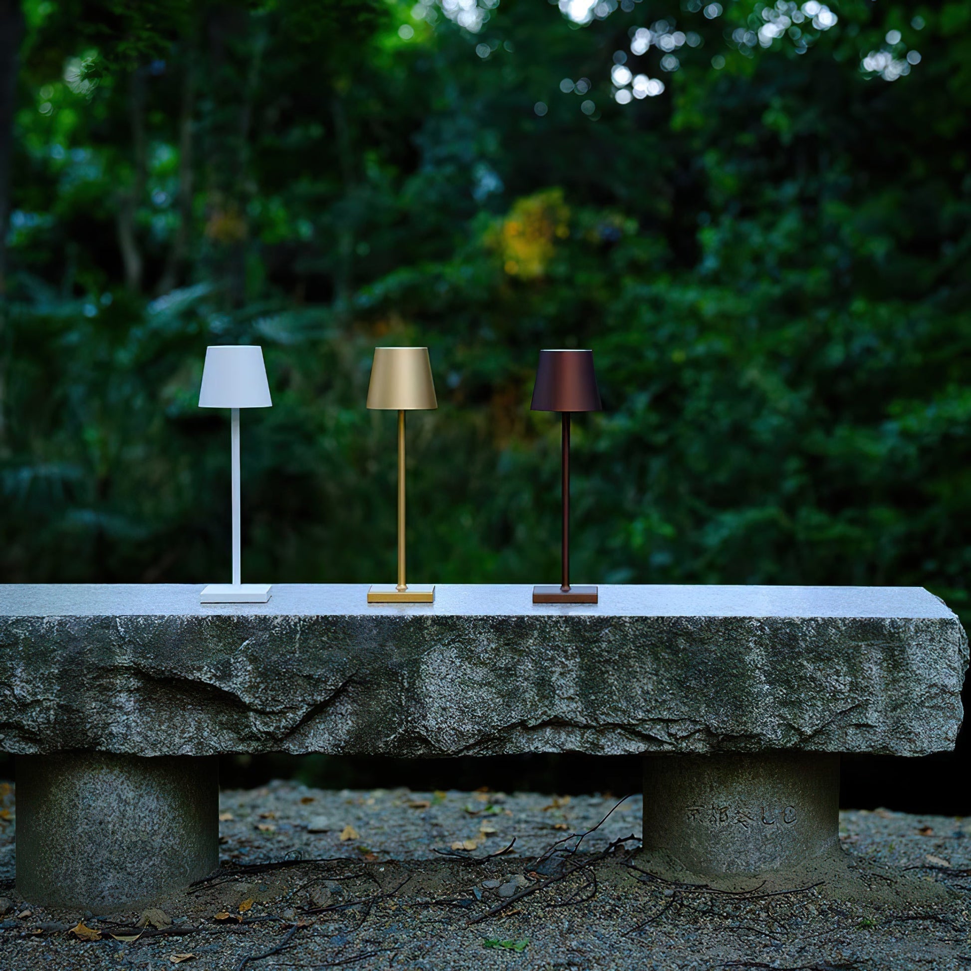 PoldLight – Modern LED Table Lamp with Charging Capability 6