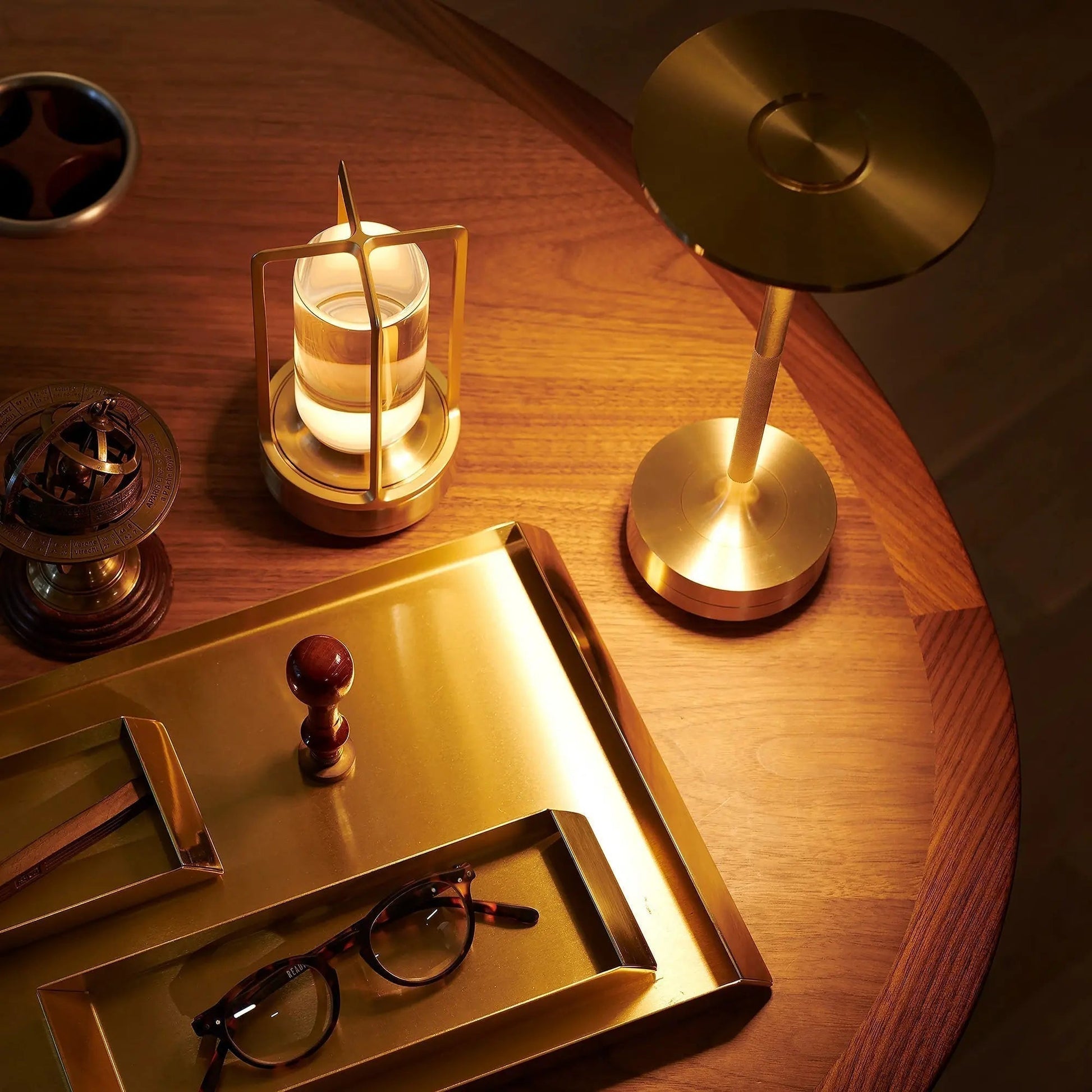 PrismaBeam - Elegant Cord-Free Lantern 1