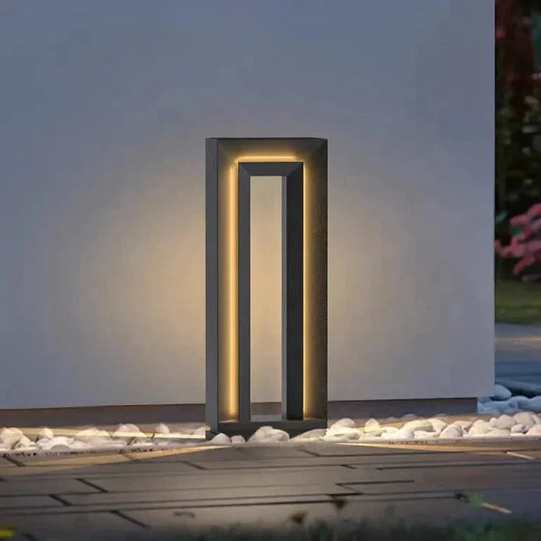 Contemporary Outdoor Solar Garden Lamp