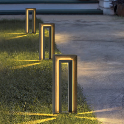Contemporary Outdoor Solar Garden Lamp