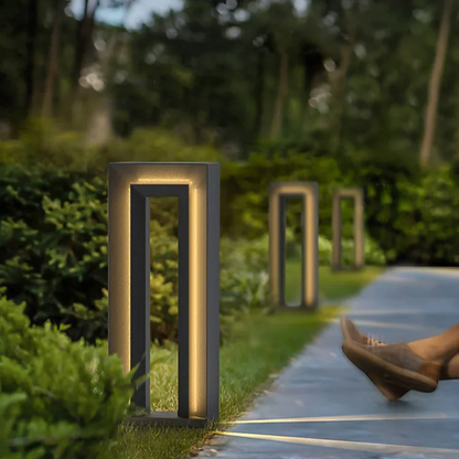 Contemporary Outdoor Solar Garden Lamp