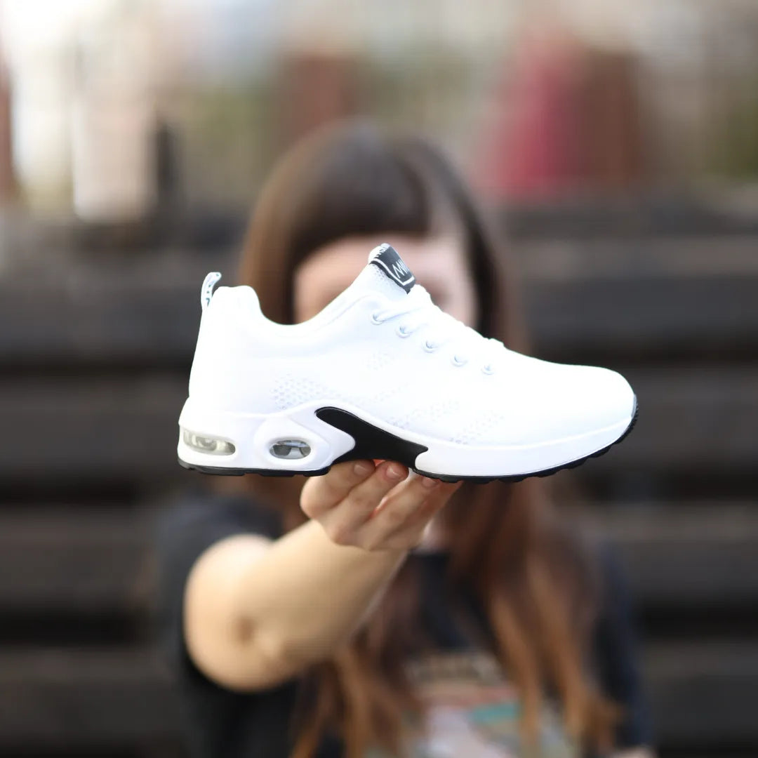 Comfortable Sneakers Ultra Lightweight Airy Flexible Fit