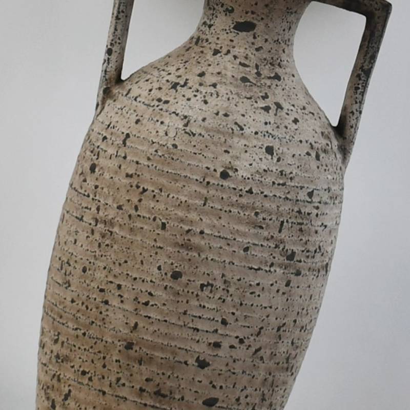 Rustic Clay Desk Lamp with Soft Warm Lighting