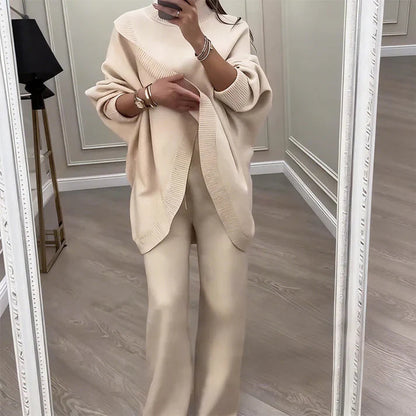 Relaxed Elegance | Women's Loungewear Set with Wrap Design & High-Waisted Pants – Effortless Style for Modern Comfort 2