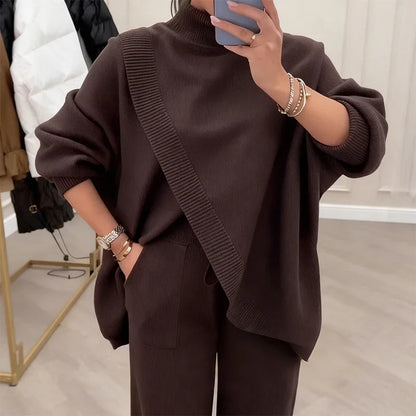 Relaxed Elegance | Women's Loungewear Set with Wrap Design & High-Waisted Pants – Effortless Style for Modern Comfort 3