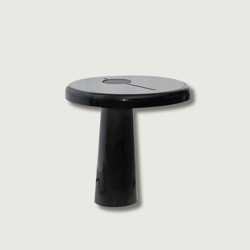 RoundLuxe - LED Table Lamp with Stylish Circular Form and Soft Glow 1
