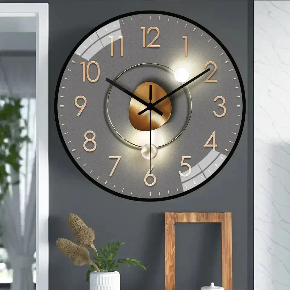 Quiet Traditional Wall Clock For Home And Office