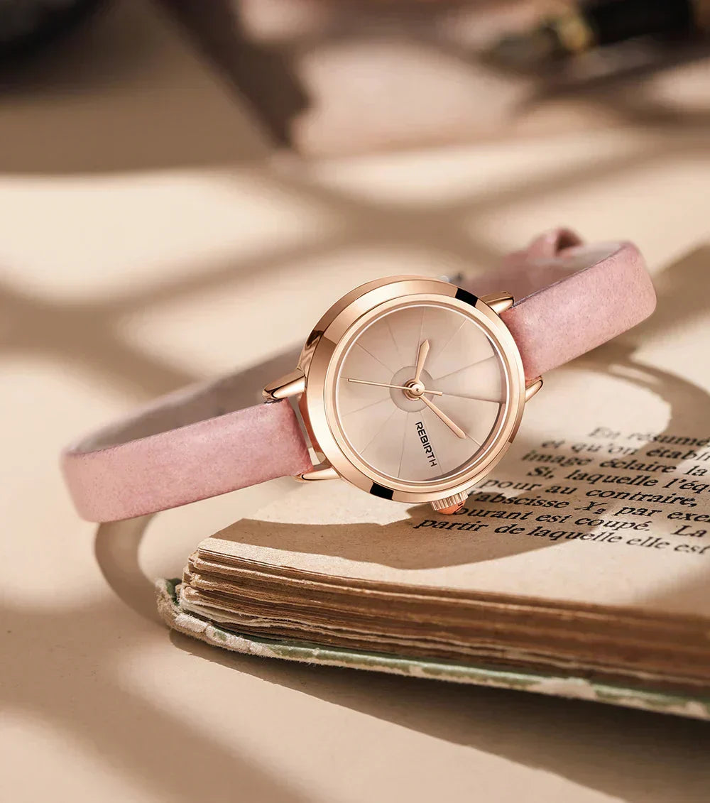 Classic Small Leather Watch for Ladies