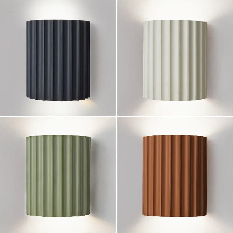 Contemporary White Resin Wall Light - Lusomart