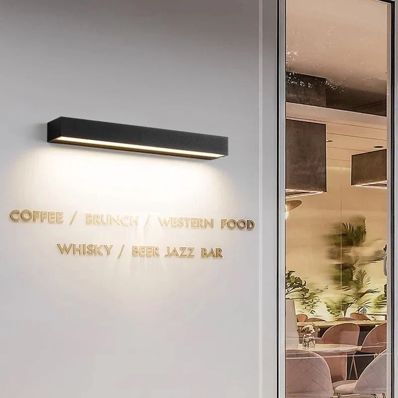 Outdoor Weatherproof Wall Light
