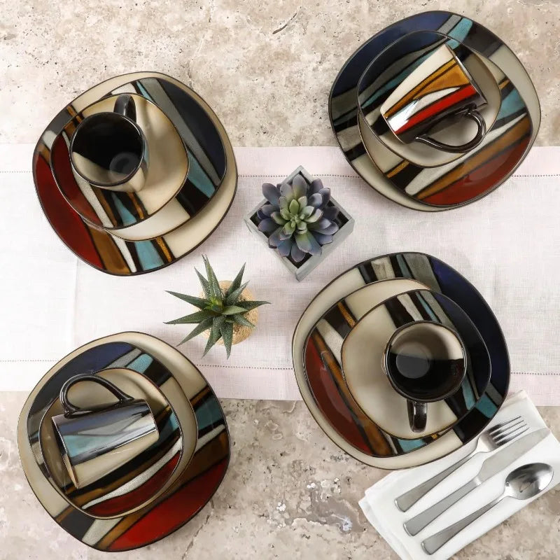 Beautiful 16-Piece Dinner Set