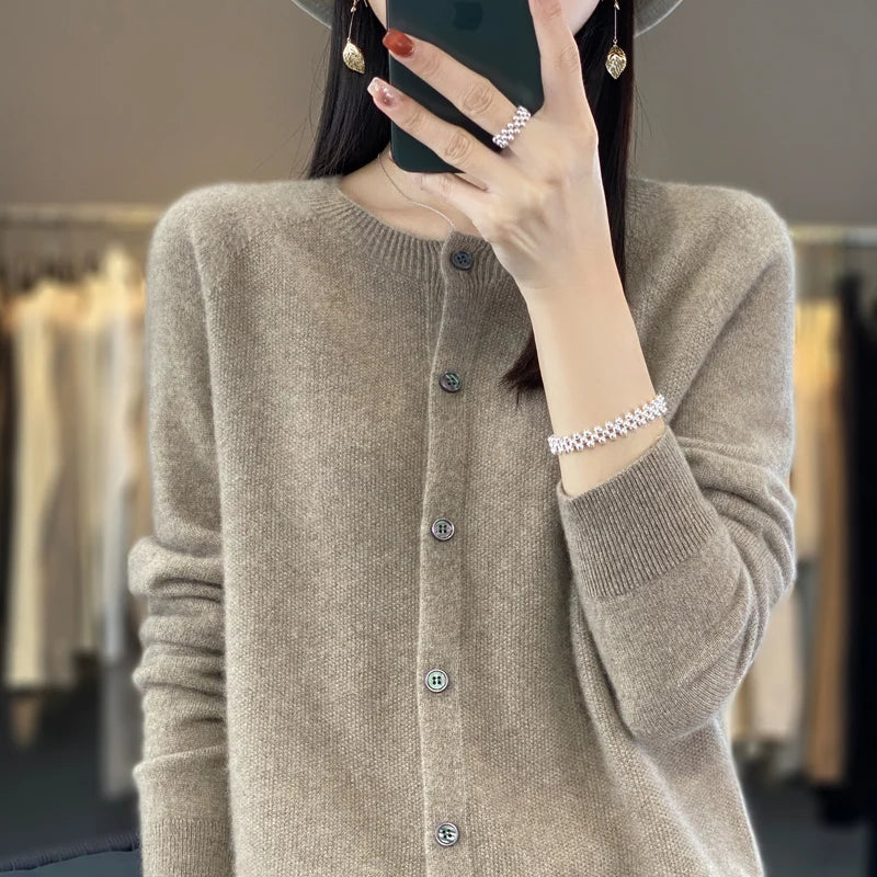 Soft Merino Wool Women's Crew Sweater - Lusomart
