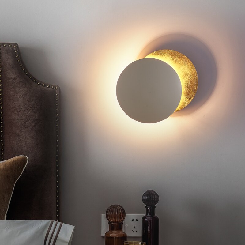 Contemporary Solar Powered Wall Lamp