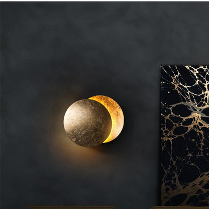 Contemporary Solar Powered Wall Lamp - Lusomart