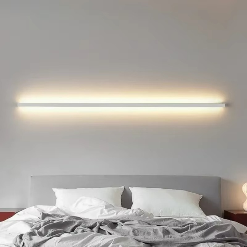 Slim LED Wall Light – Modern Aluminium Bar Lamp