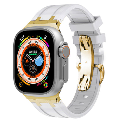 Durable Silicone Watch Strap With Secure Buckle And Metal Fitting