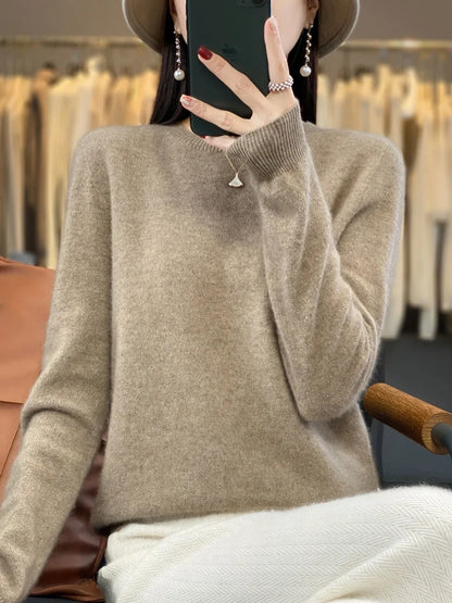 Cozy Women's Merino Wool Crew Neck Winter Sweater