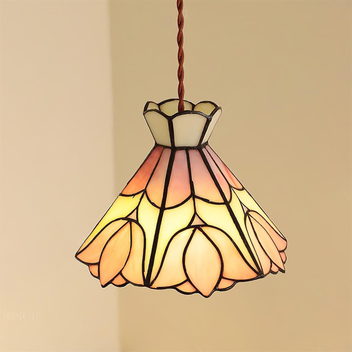 Sadena Tiffany Pendant Lamp 5