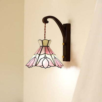 Sadena Tiffany Wall Lamp 1