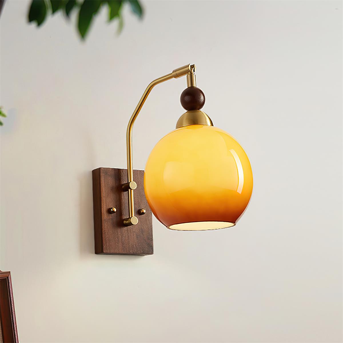 Sarvani Wall Lamp 1