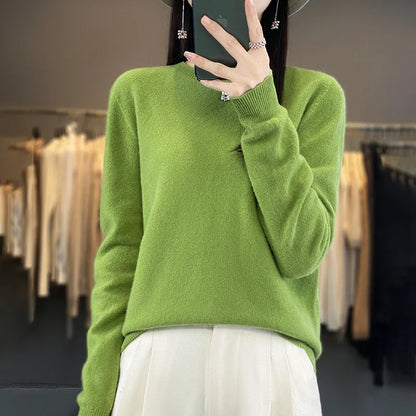 Cozy Women's Merino Wool Crew Neck Winter Sweater