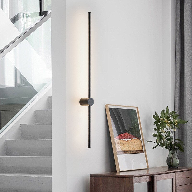 Sleek Gold Black LED Wall Lamp For Modern Homes