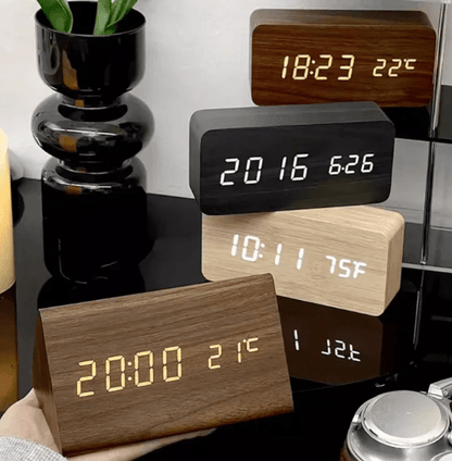 Simple LED Sound Alarm Clock Radio