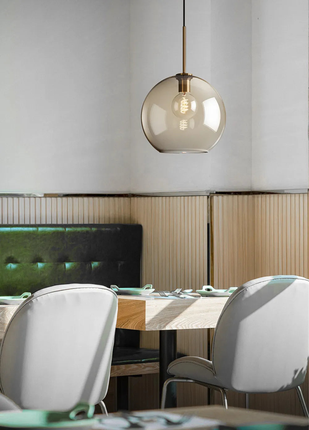 Sleek Metal LED Pendant Lamp
