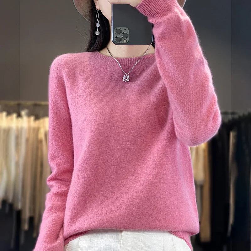 Cozy Women's Merino Wool Crew Neck Winter Sweater