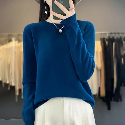 Cozy Women's Merino Wool Crew Neck Winter Sweater