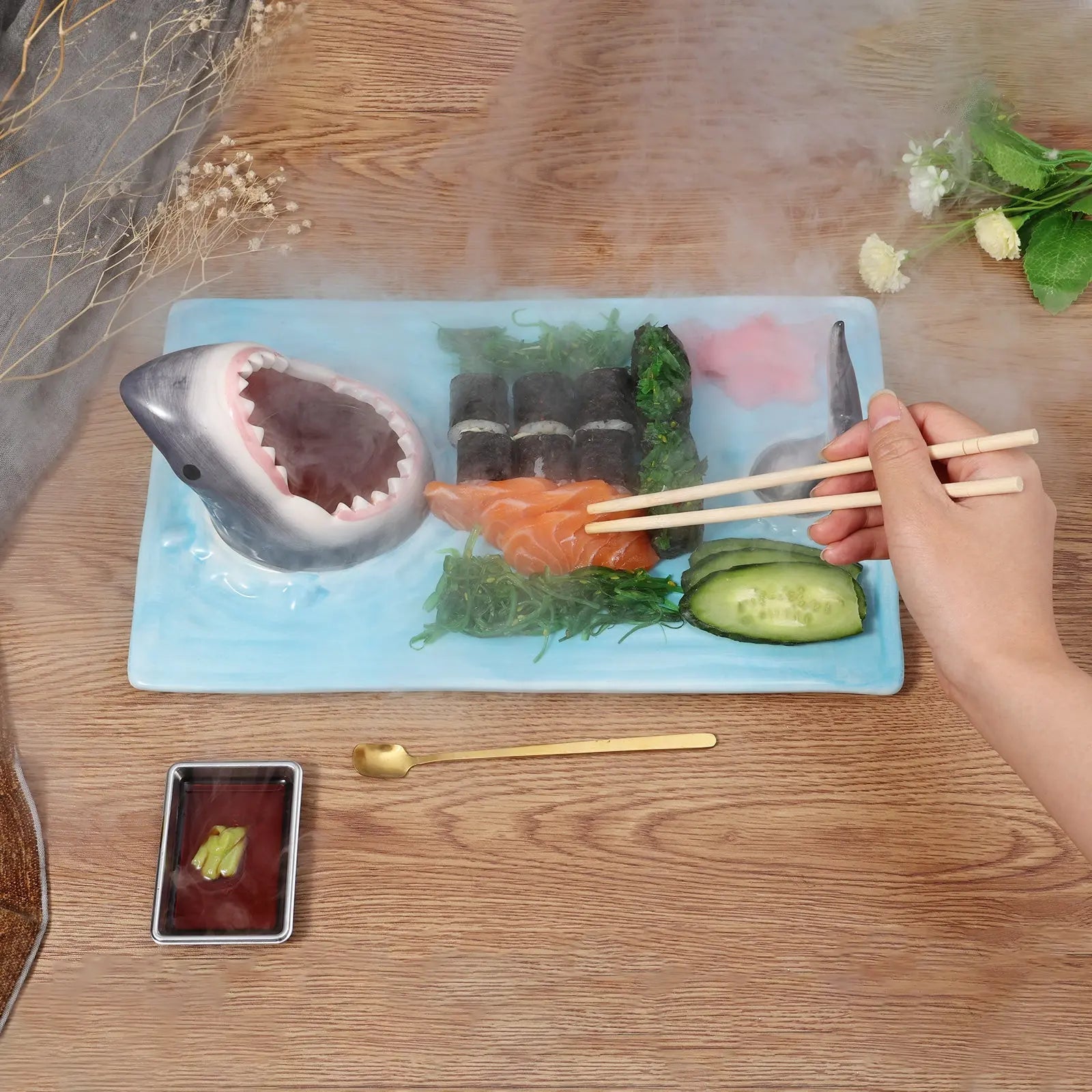 SharkiePlate™ - Ceramic Shark Mouth Plate Inovessa