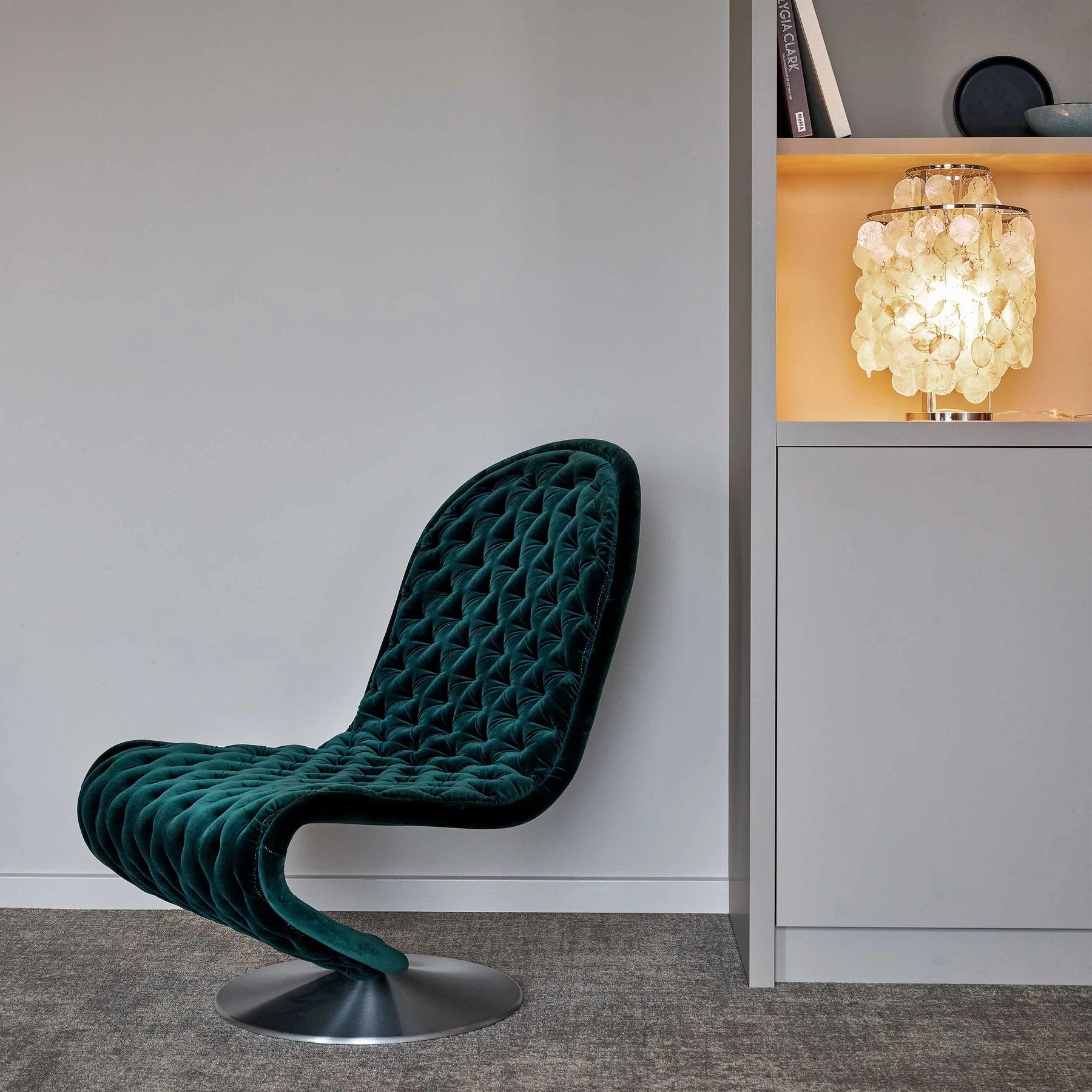 ShellLuxe - Table Lamp with Graceful Seashell Form and Comfortable Glow 8
