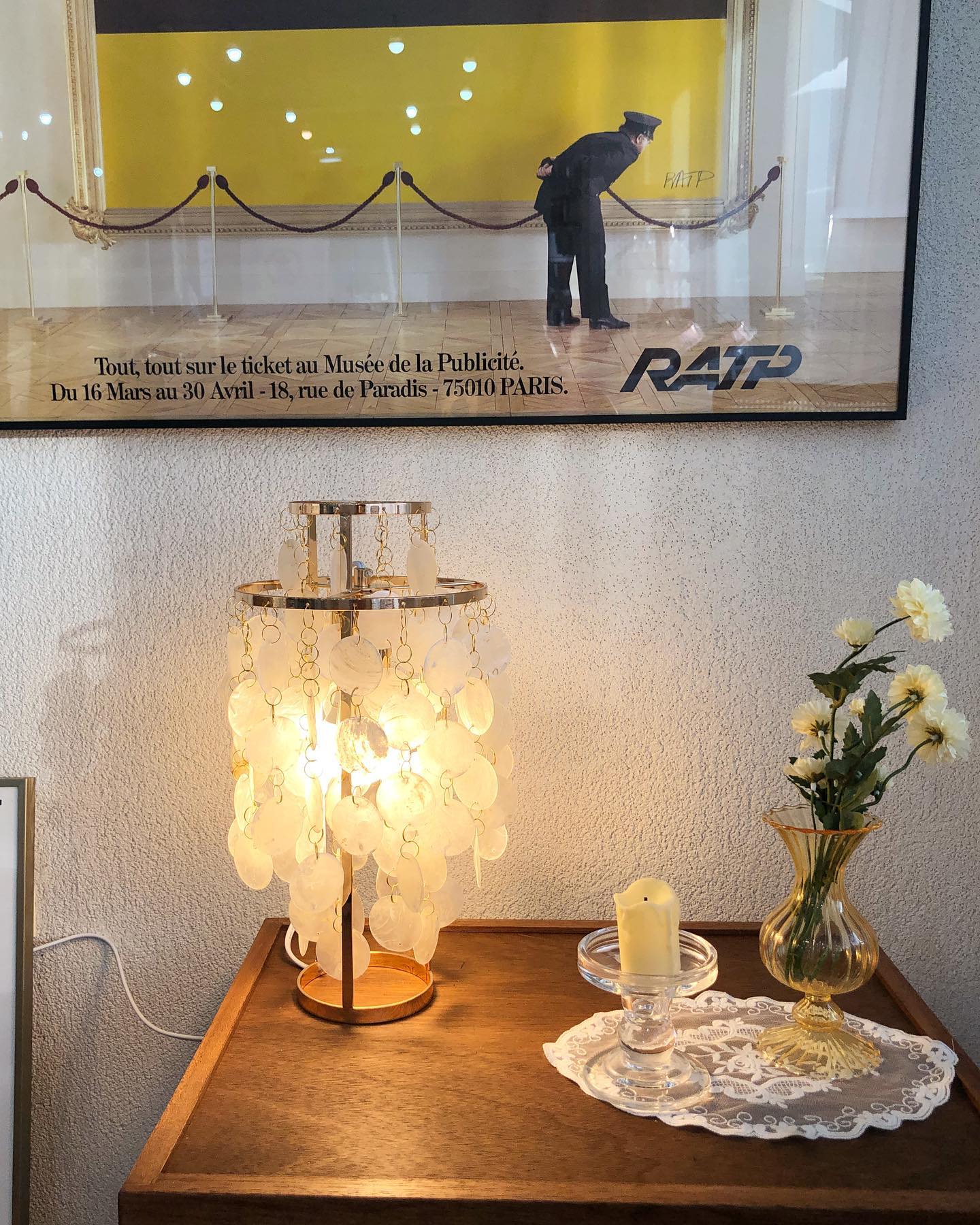 ShellLuxe - Table Lamp with Graceful Seashell Form and Comfortable Glow 9