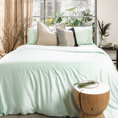Soft Bamboo Duvet Cover with Eco Friendly Fabric