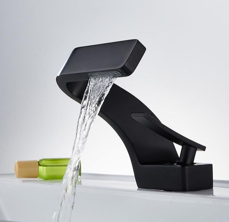 Contemporary Curved Faucet - Sleek Water Flow