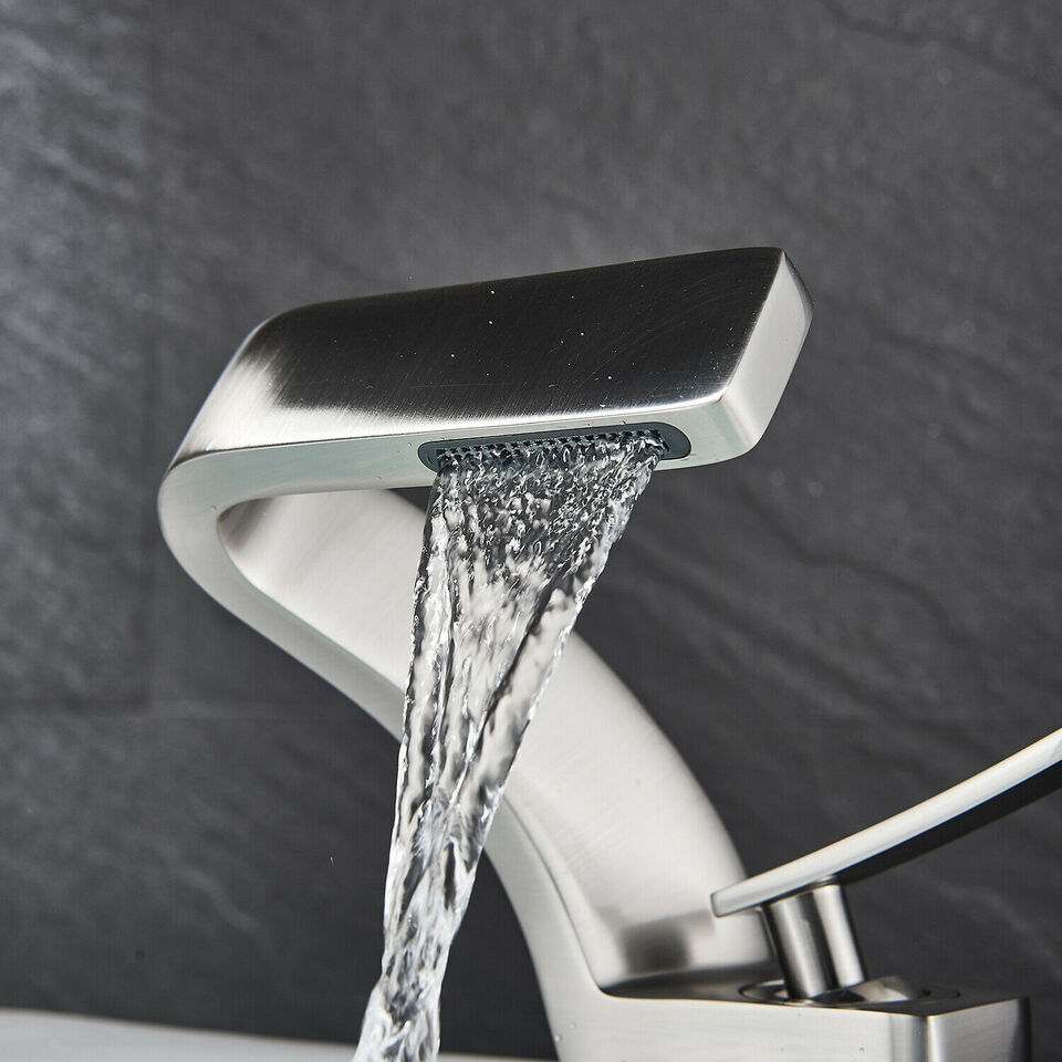 Contemporary Curved Faucet - Sleek Water Flow