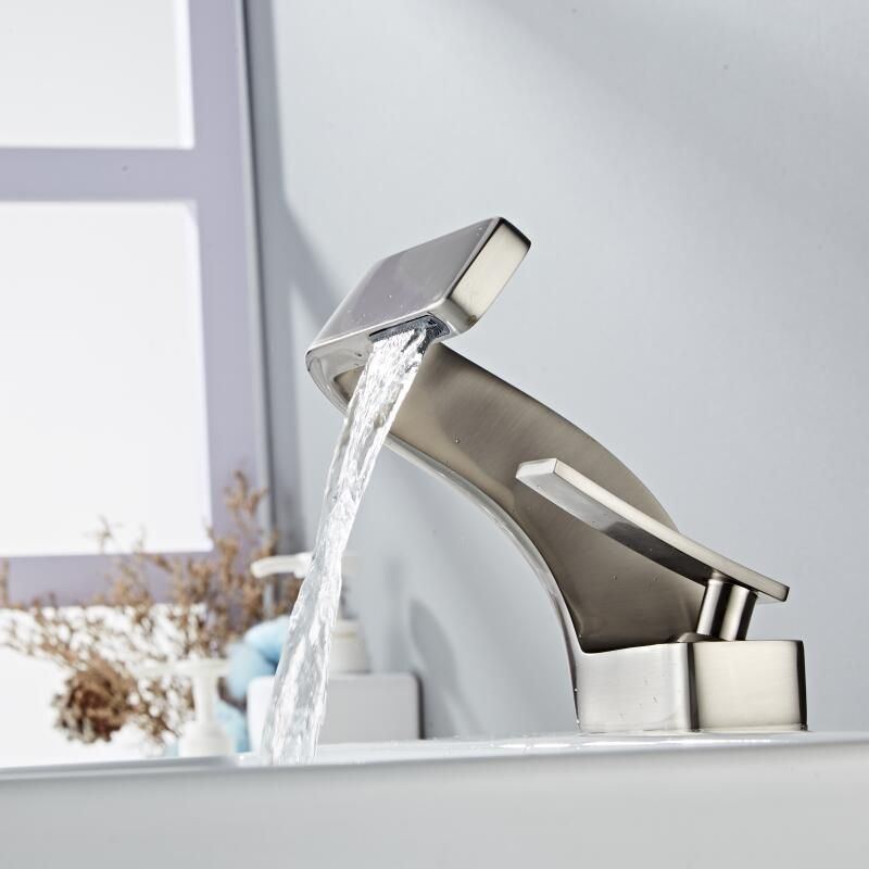 Contemporary Curved Faucet - Sleek Water Flow
